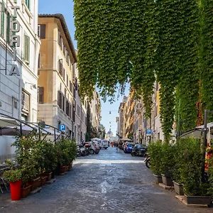Couette-café Domus Luxury, Rome