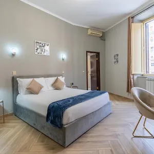 Portafortuna - Close To Colosseum ** Roma